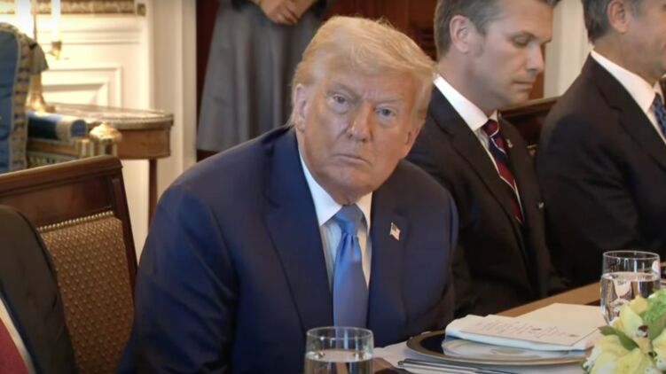 Трамп на брифінгу у Білому домі