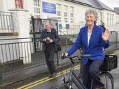 Не аплодировала Зеленскому, критиковала НАТО. Что известно о новом президенте Ирландии Коннолли