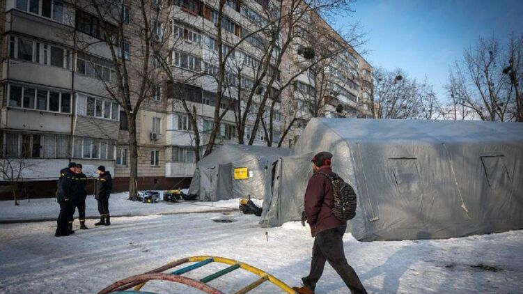 Киев страдает без света и других коммунальных благ. Фото: ГСЧС