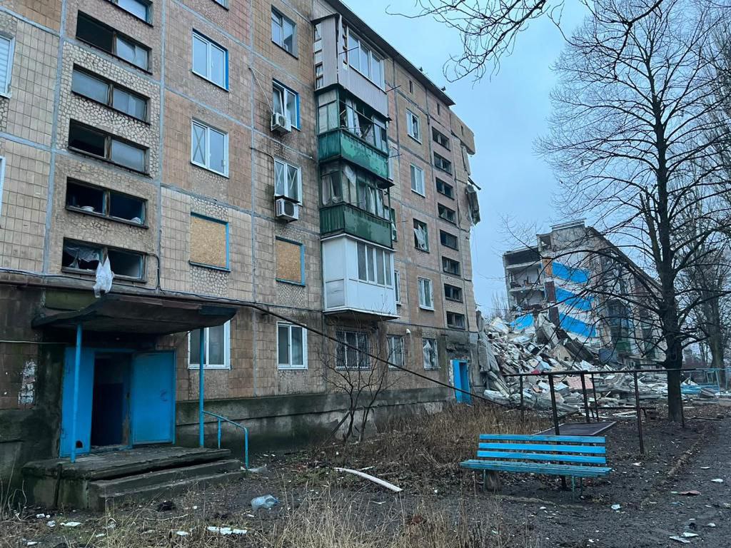 Последствия обстрела. Фото: t.me/pavlokyrylenko_donoda