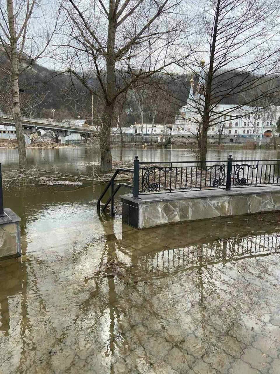 Северский Донец выходит из берегов