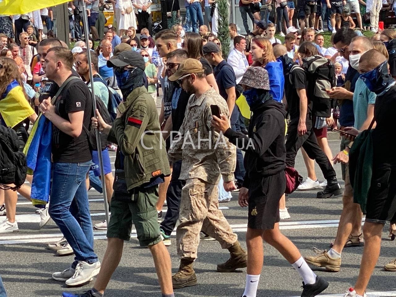 Фото "Страны" с места событий