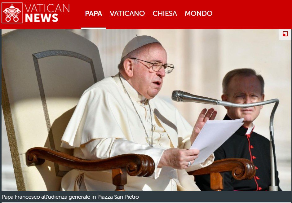 Папа римский назвал безумием возможное применение ядерного оружия