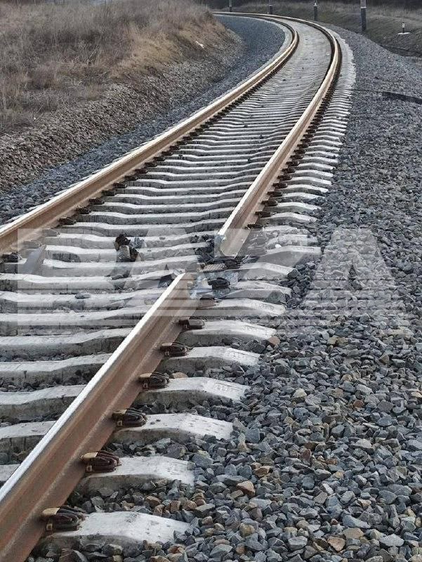 У Криму підірвали частину залізниці