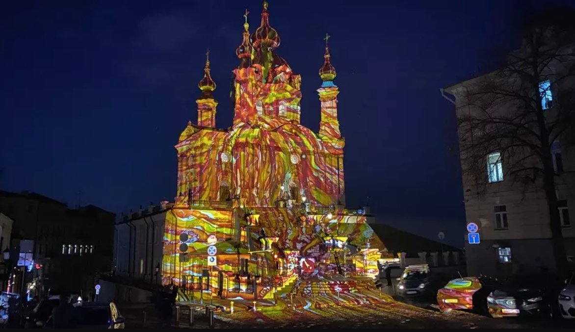 Подсветка Андреевской церкви в Киеве