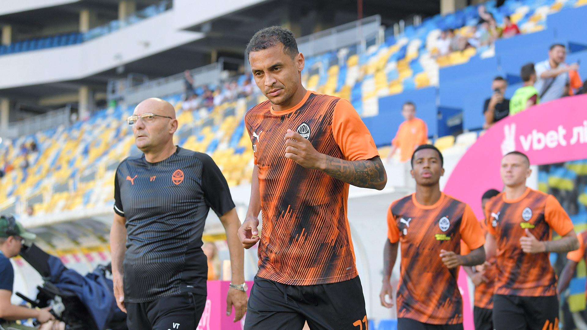 Фото: "Шахтер" встречался со "Львовом" во 2-м туре Премьер-лиги